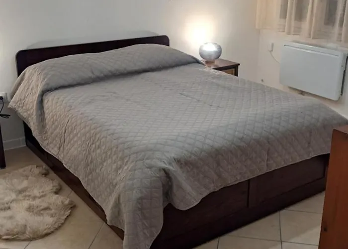 Maison Girondine 4 Personnes * Saint-Seurin-de-Bourg