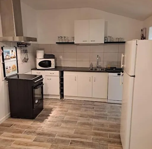 Vakantiehuis Maison Girondine 4 Personnes *