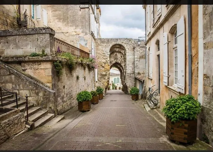 Maison Girondine 4 Personnes Saint-Seurin-de-Bourg